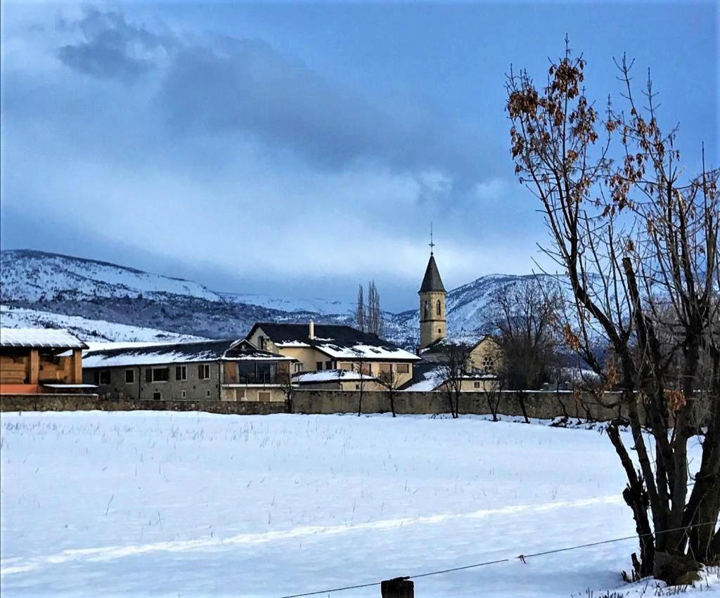 Amplio Apartamento En Puigcerdà Εξωτερικό φωτογραφία